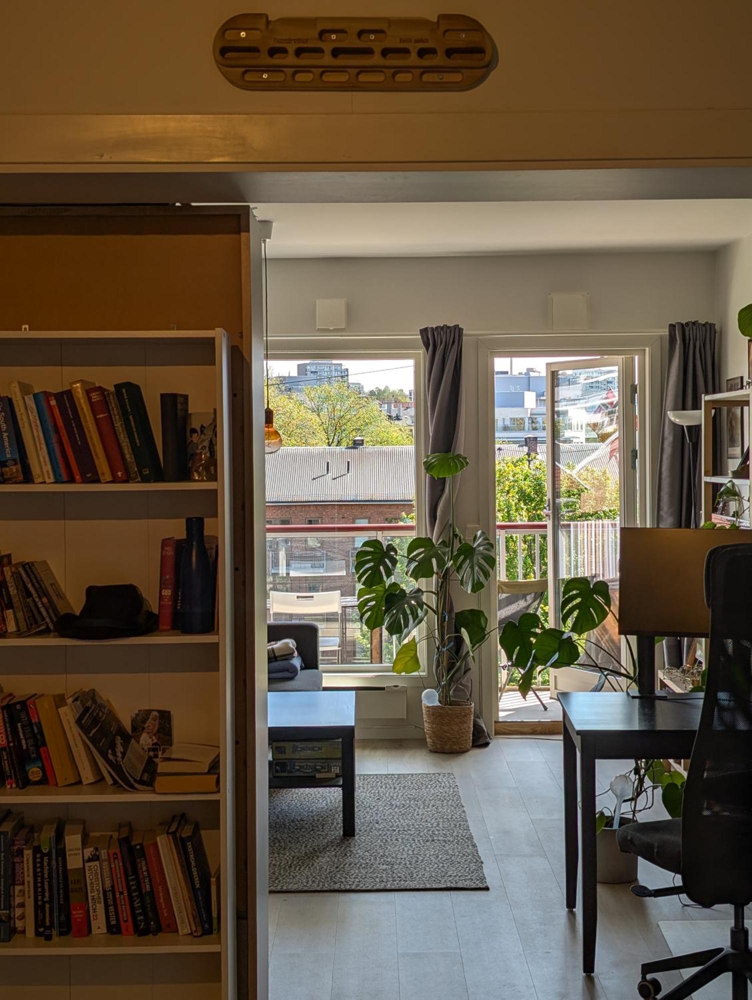 Spacious And Cozy Study Apartment With Balcony Осло Экстерьер фото